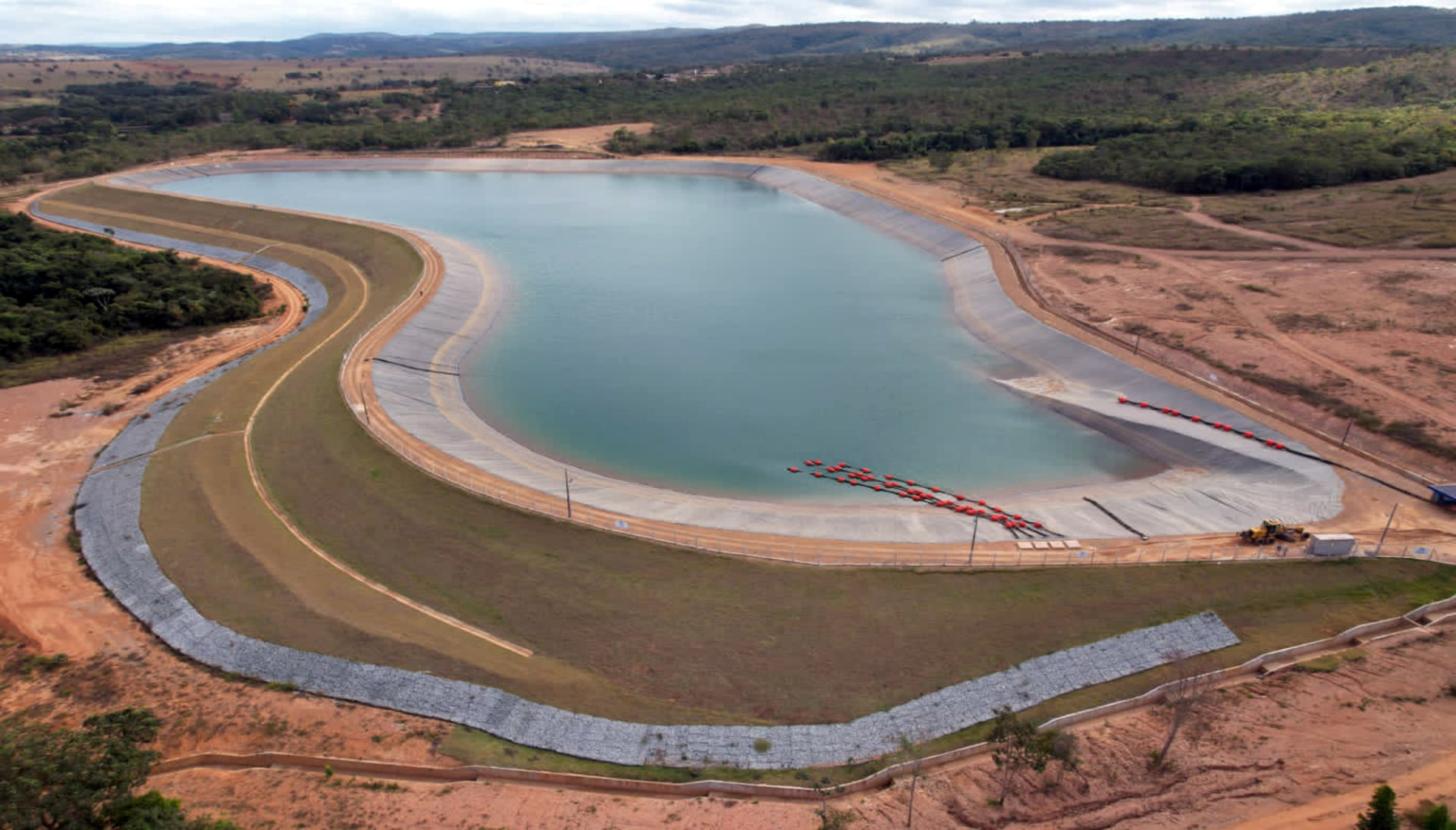 Registro fotográfico da obra: Barragem de Paracatu