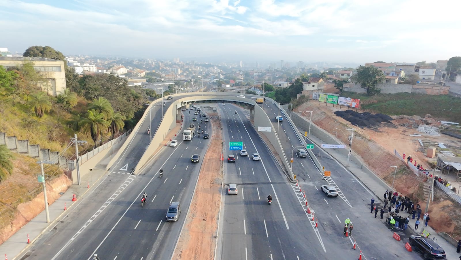 Registro fotográfico da obra: Viaduto Saramenha